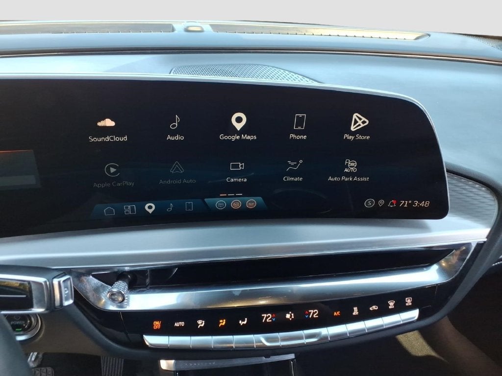 2024 Cadillac LYRIQ Luxury