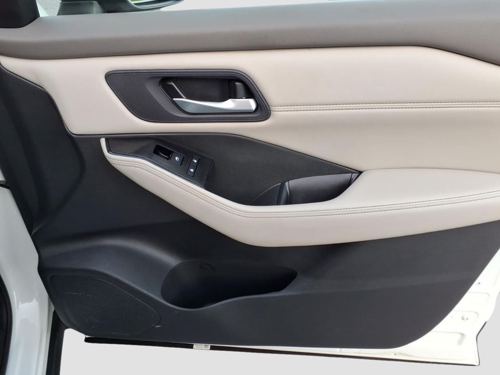 2023 Nissan Rogue SV Premium