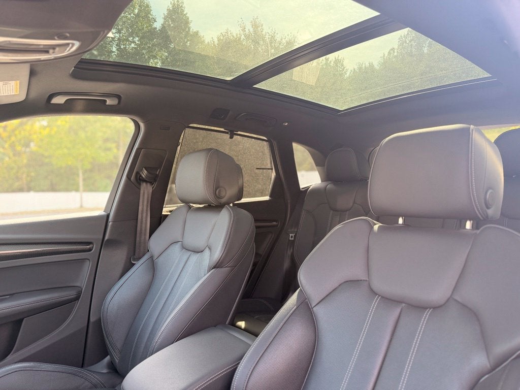 2023 Audi SQ5 Premium Plus quattro