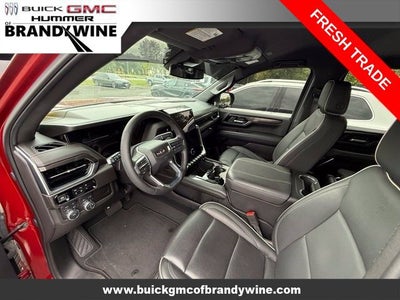 2025 GMC Yukon Elevation
