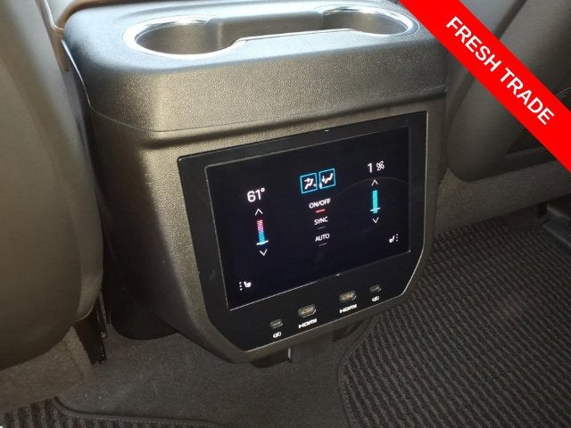 2025 GMC Yukon Denali Ultimate