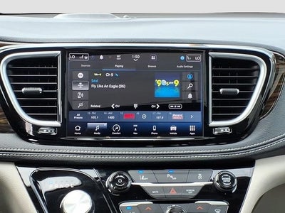 2023 Chrysler Pacifica Hybrid Limited