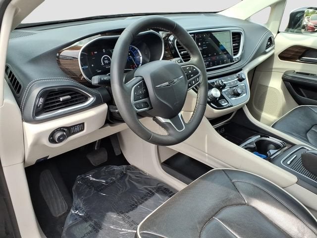 2023 Chrysler Pacifica Hybrid Limited