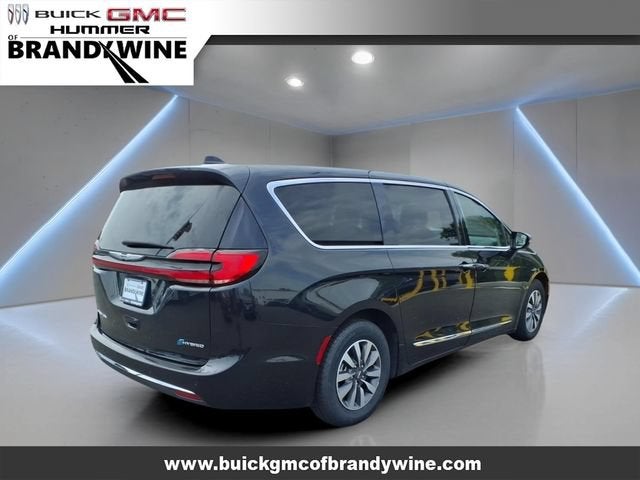 2023 Chrysler Pacifica Hybrid Limited