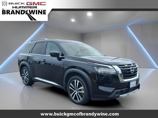 2024 Nissan Pathfinder Platinum