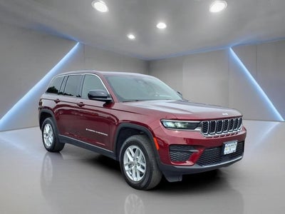 2024 Jeep Grand Cherokee Laredo X 4x4