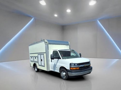 2022 Chevrolet Express Cutaway 3500 Work Van