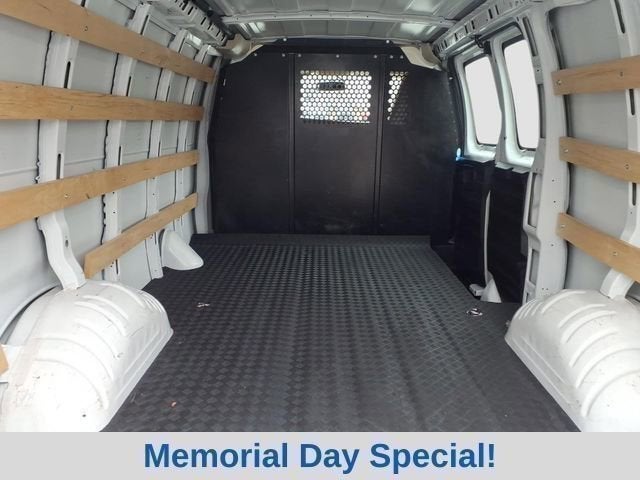 2024 GMC Savana Cargo 2500 Work Van