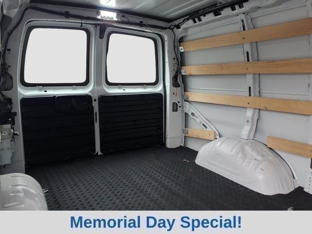2024 GMC Savana Cargo 2500 Work Van