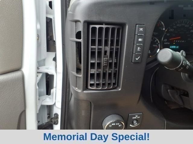 2024 GMC Savana Cargo 2500 Work Van