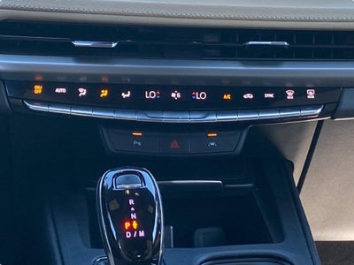 2025 Cadillac XT4 Premium Luxury