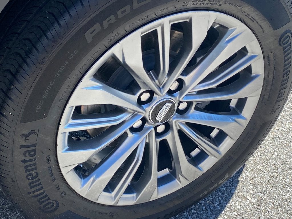2025 Cadillac XT4 Premium Luxury