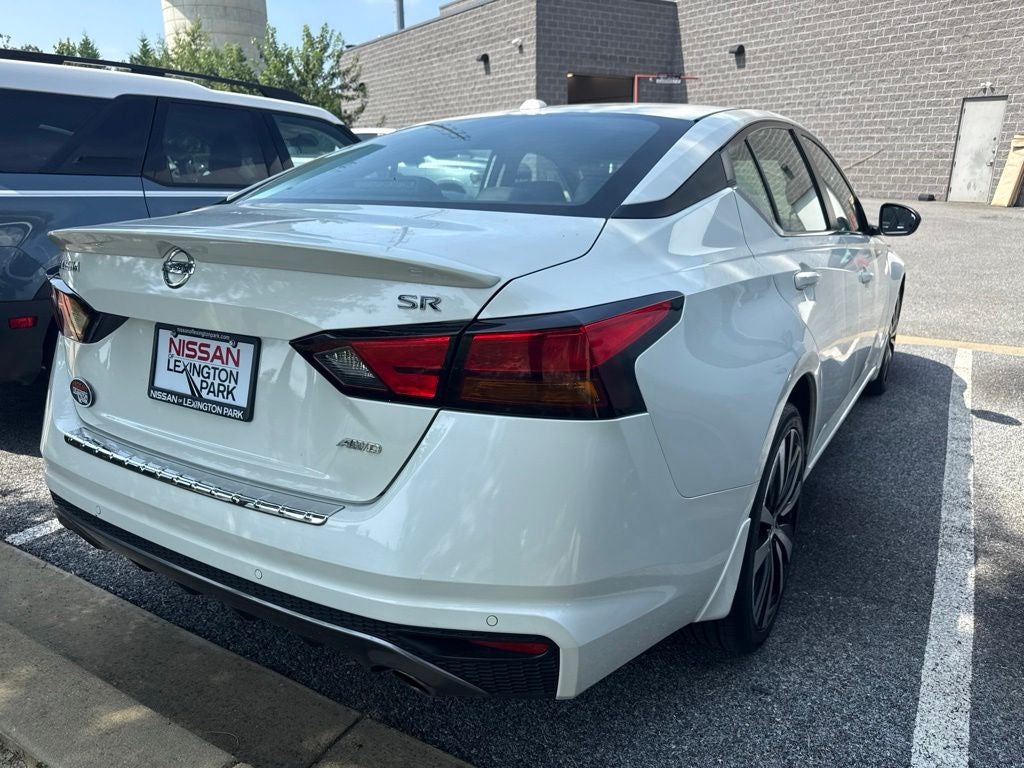 2022 Nissan Altima 2.5 SR
