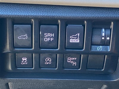 2022 Subaru Forester Limited - Panoramic Moonroof
