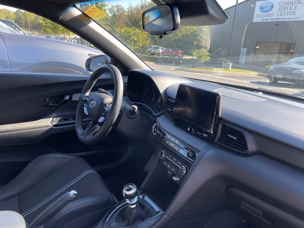 2022 Hyundai VELOSTER N Base