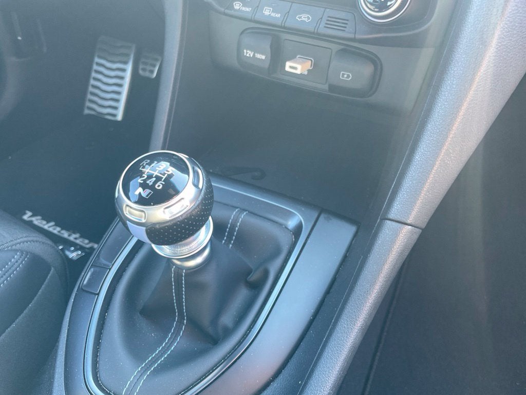 2022 Hyundai VELOSTER N Base