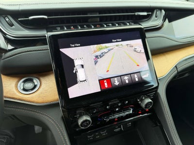 2022 Jeep Grand Cherokee Summit Reserve