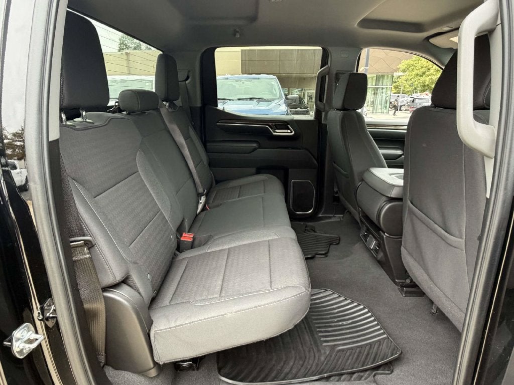 2025 Chevrolet Silverado 1500 LT LT1