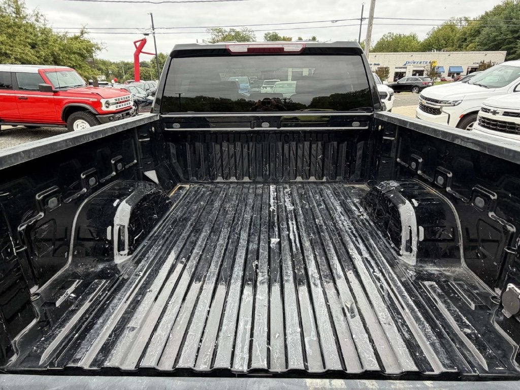 2025 Chevrolet Silverado 1500 LT LT1