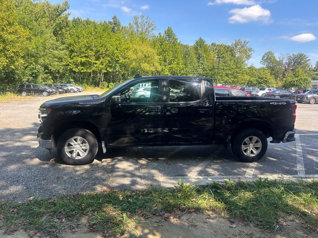 2025 Chevrolet Silverado 1500 LT LT1