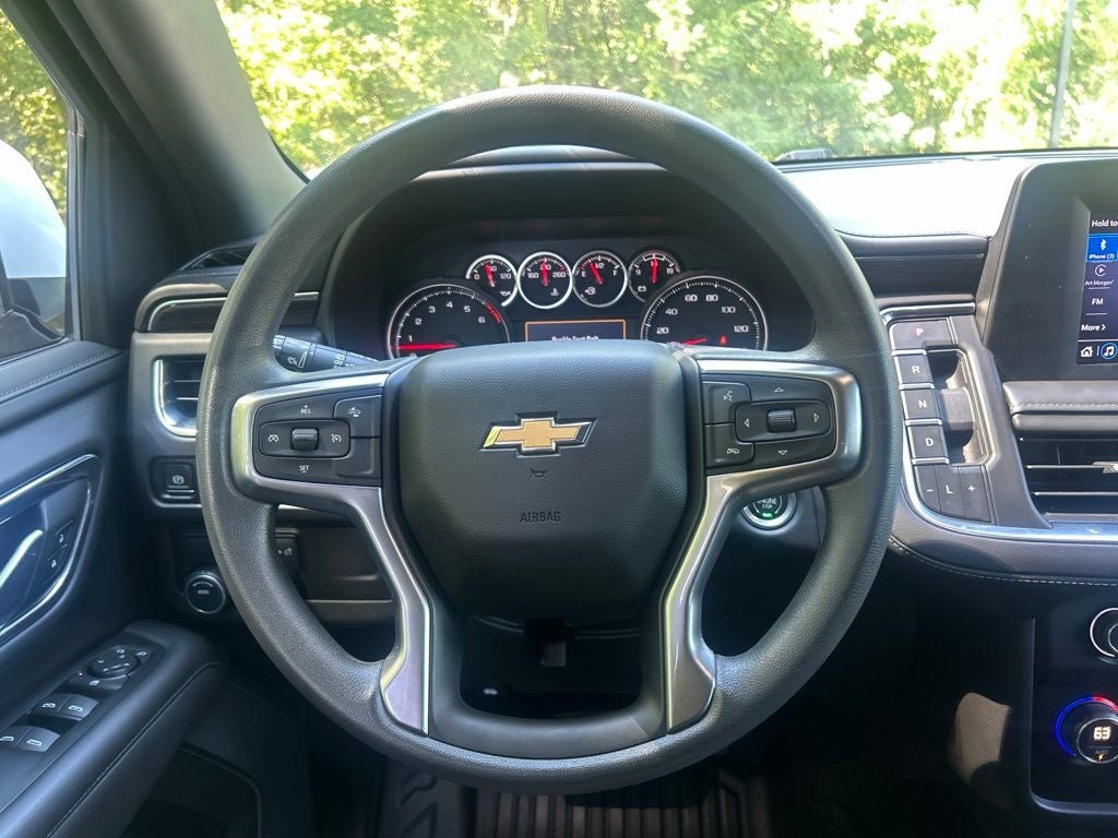2022 Chevrolet Suburban Commercial