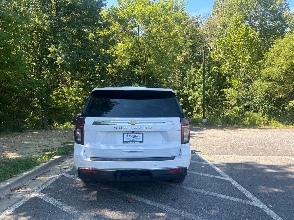 2022 Chevrolet Suburban Commercial