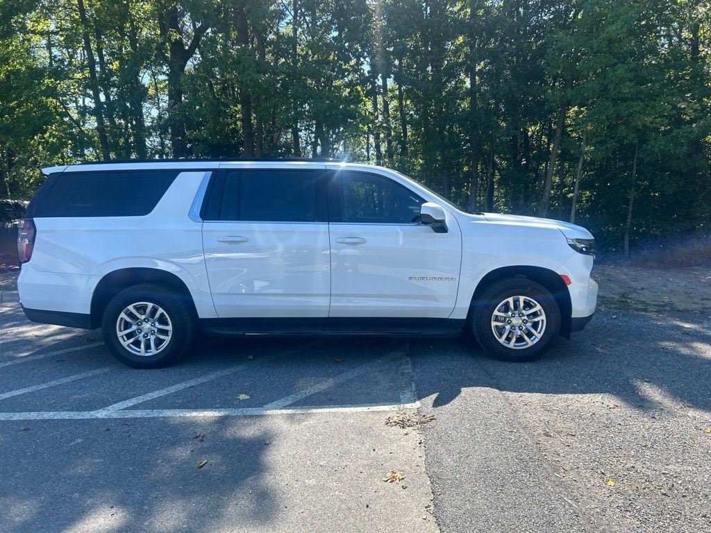 2022 Chevrolet Suburban Commercial