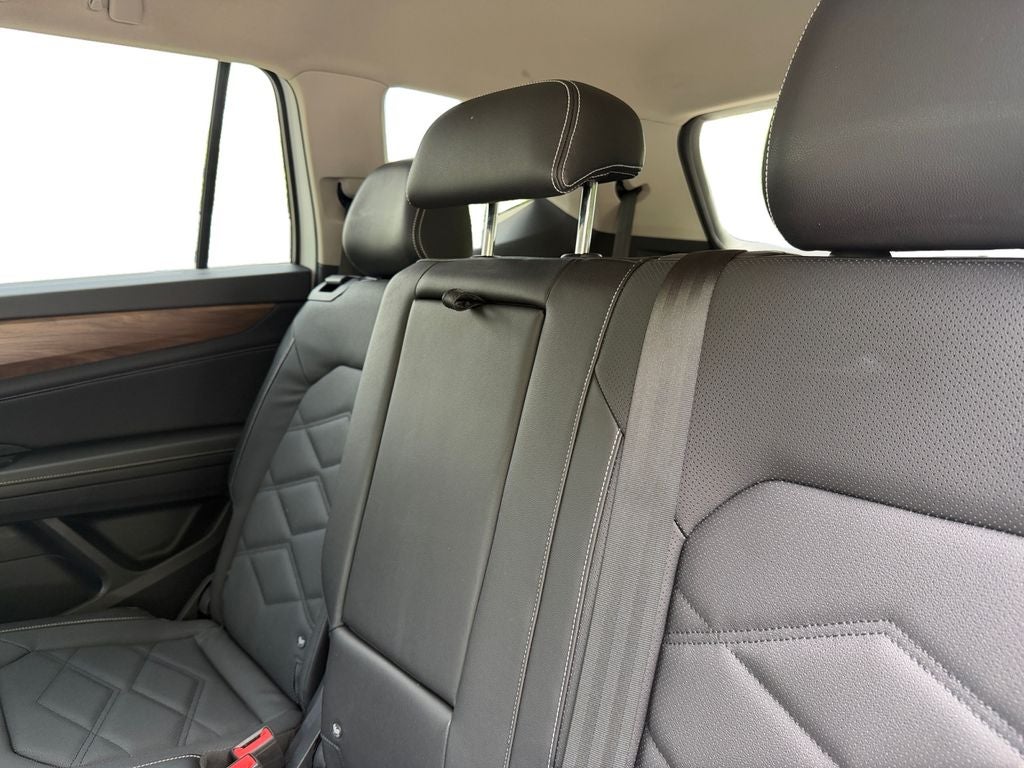 2024 Volkswagen Atlas 2.0T SE