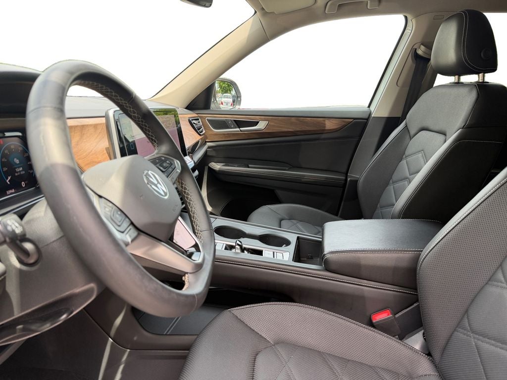 2024 Volkswagen Atlas 2.0T SE