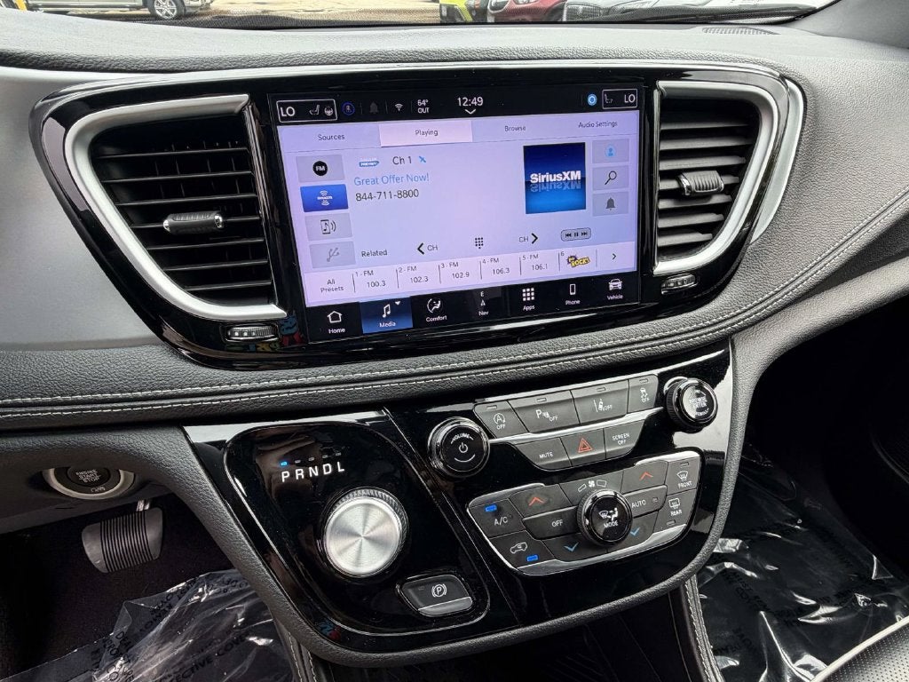 2025 Chrysler Pacifica Limited