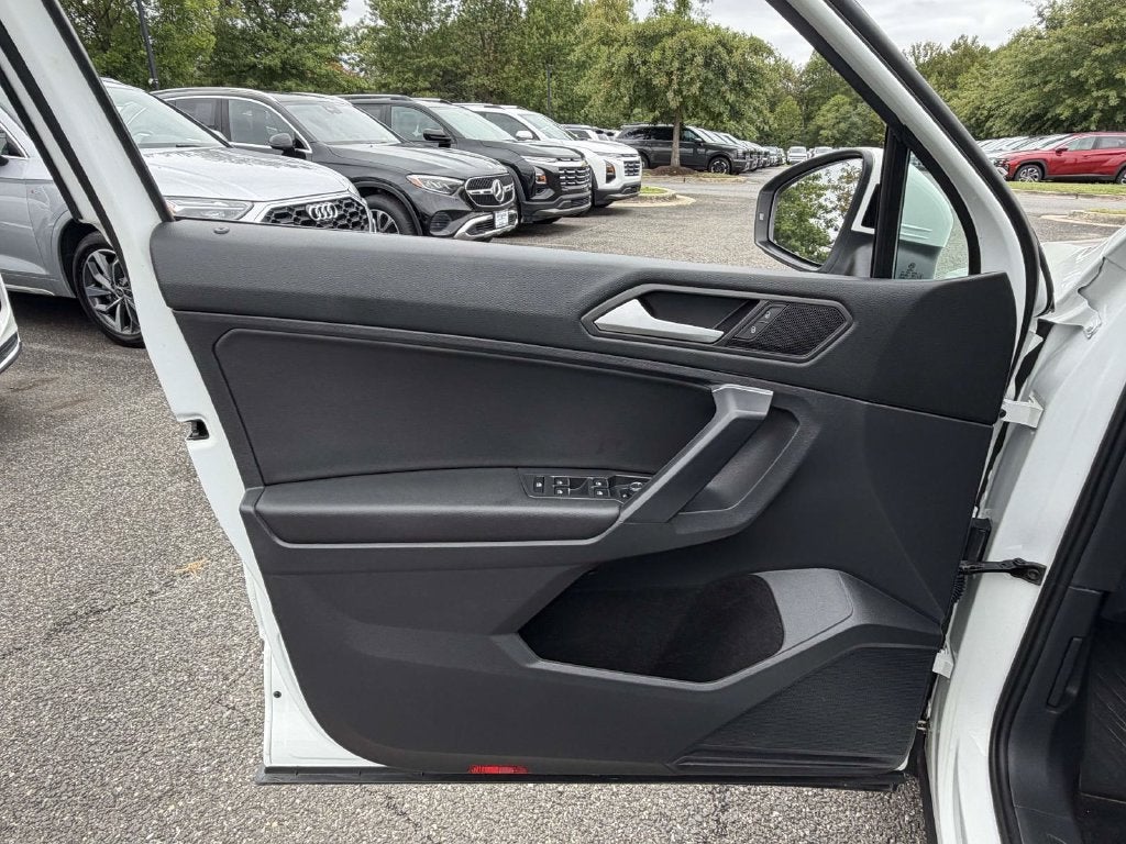 2021 Volkswagen Tiguan 2.0T SE