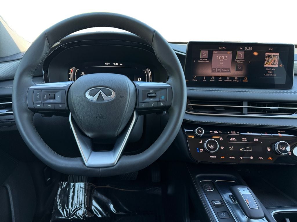 2023 INFINITI QX60 LUXE
