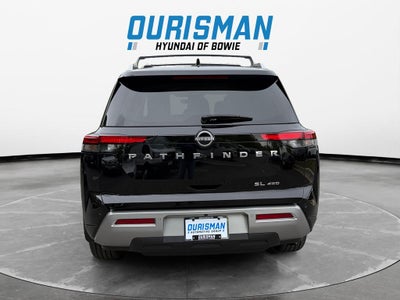 2023 Nissan Pathfinder SL