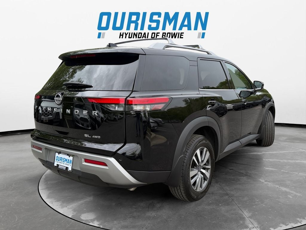 2023 Nissan Pathfinder SL