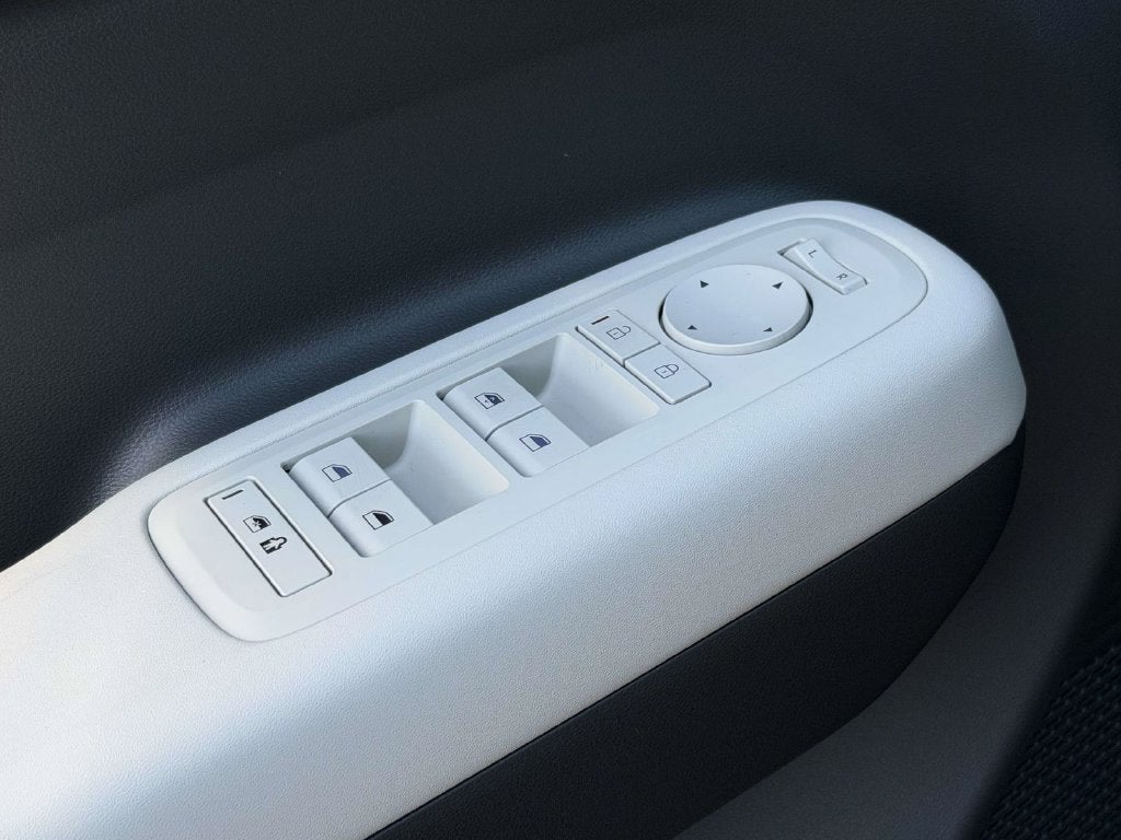 2027 Hyundai SANTA FE SE