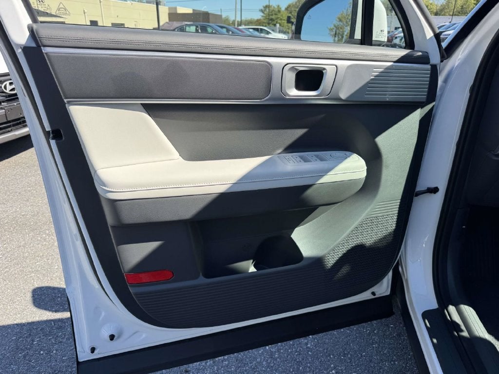 2027 Hyundai SANTA FE HYBRID SEL