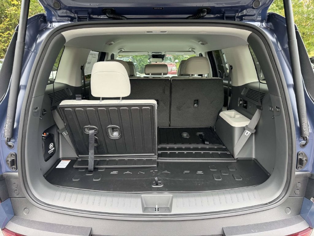 2027 Hyundai SANTA FE HYBRID SEL