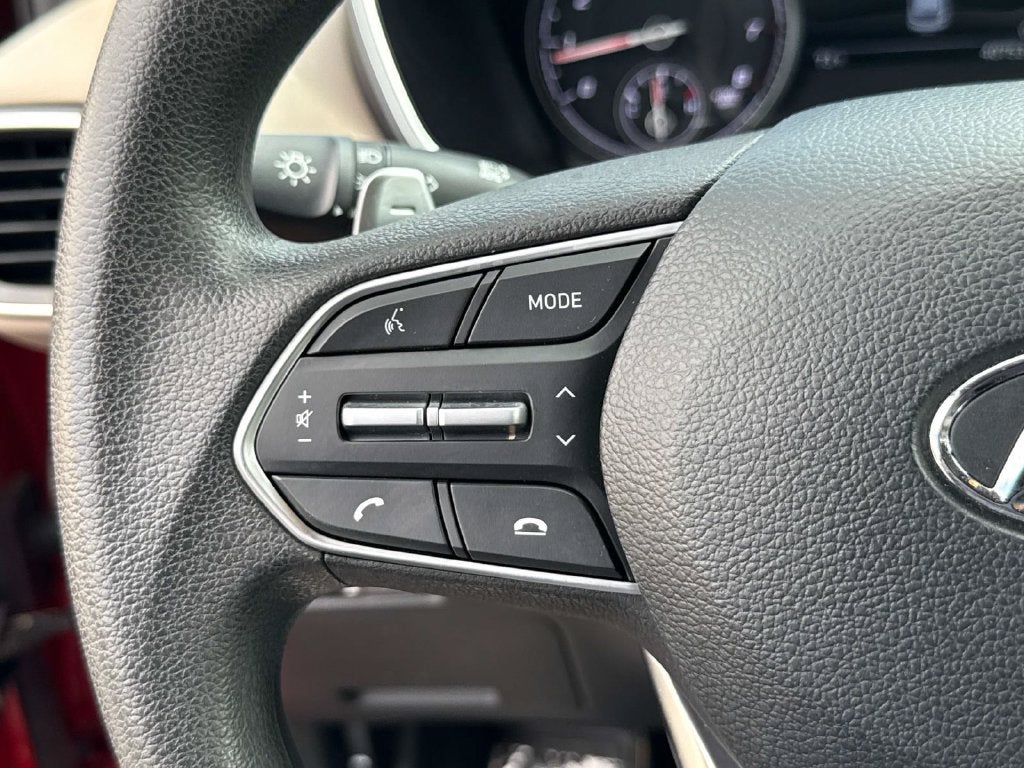 2023 Hyundai SANTA FE SE