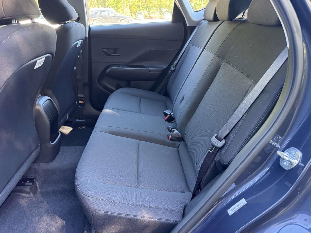 2027 Hyundai KONA SE