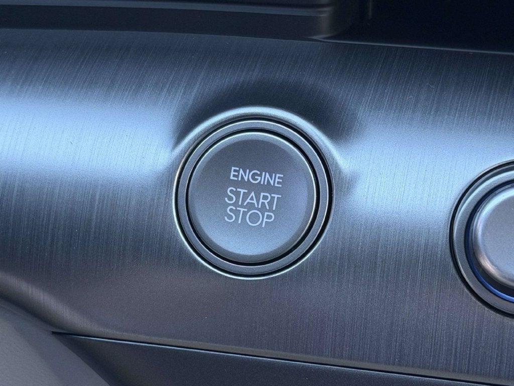 2027 Hyundai KONA SE