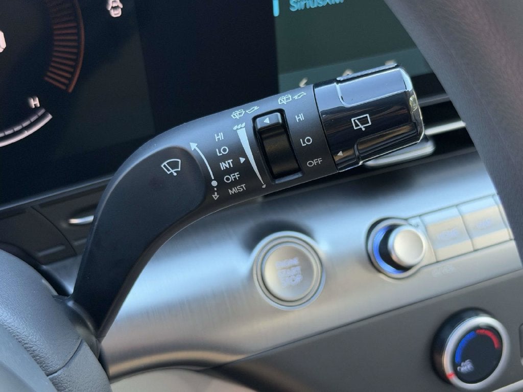2027 Hyundai KONA SE