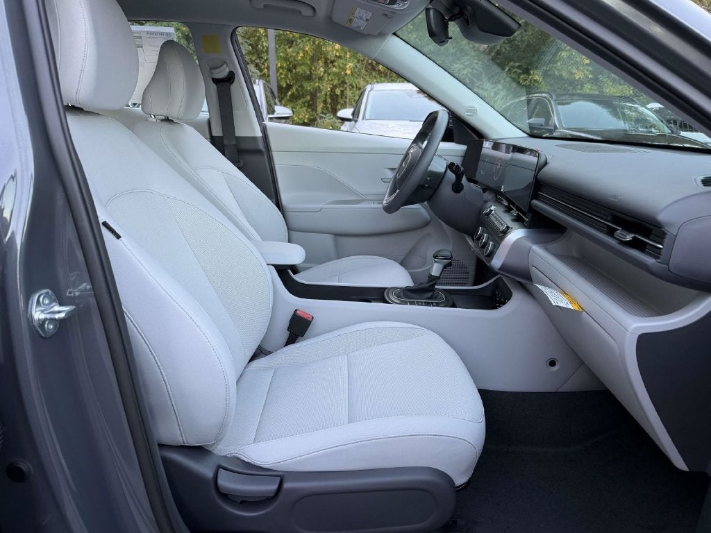 2027 Hyundai KONA SE