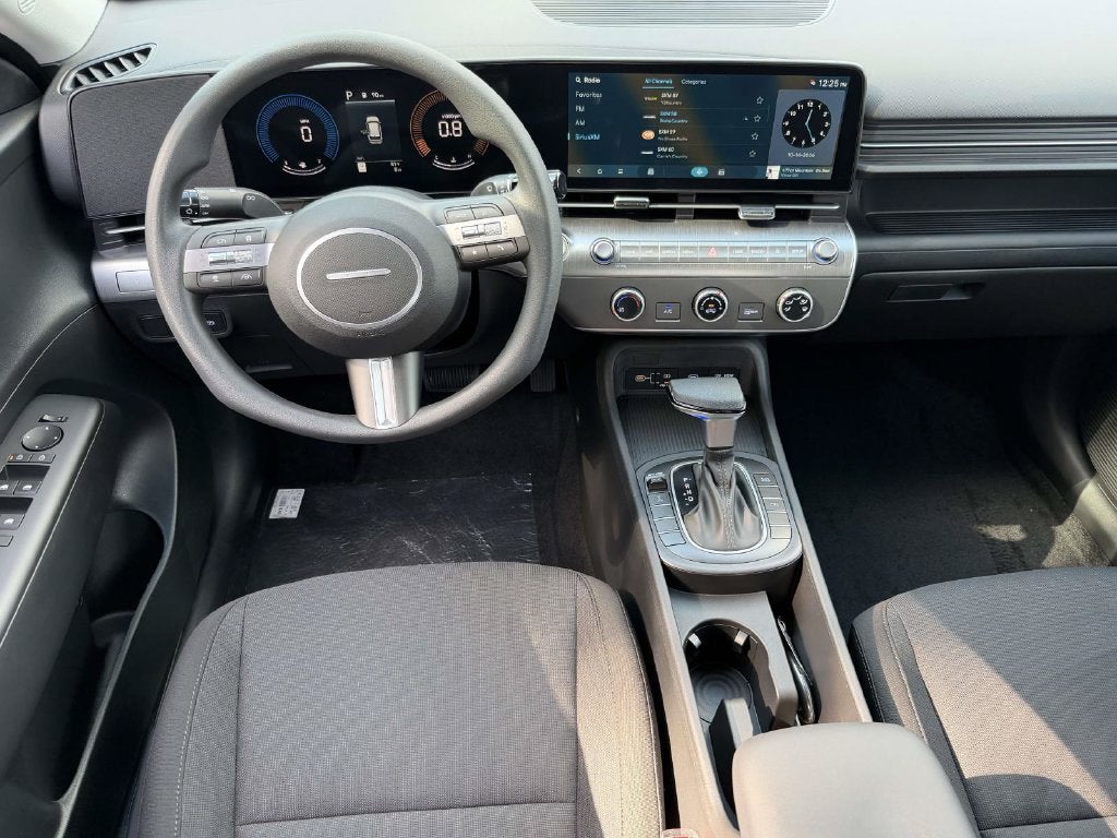 2027 Hyundai KONA SE