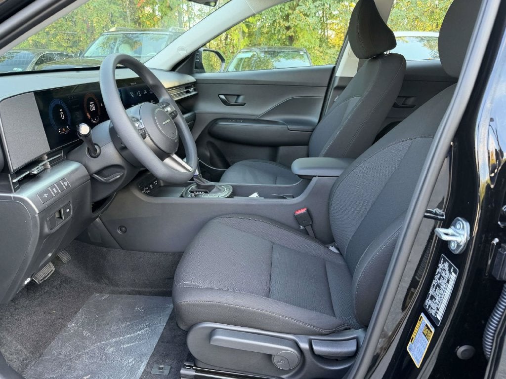 2027 Hyundai KONA SE