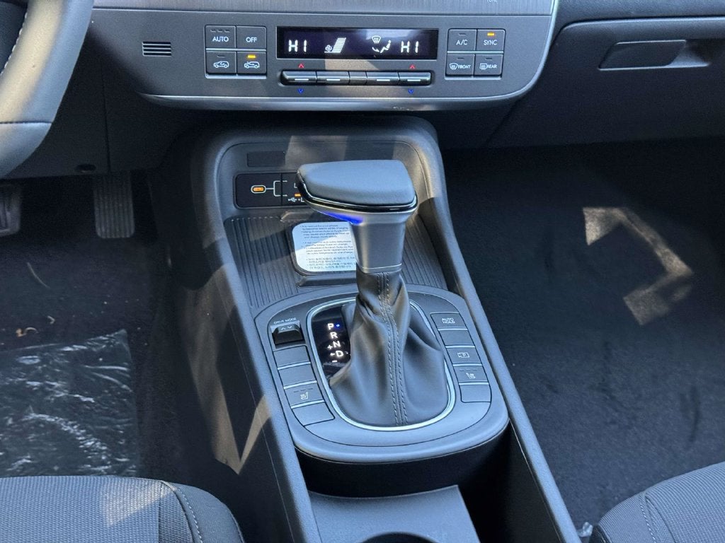2027 Hyundai KONA SEL Sport