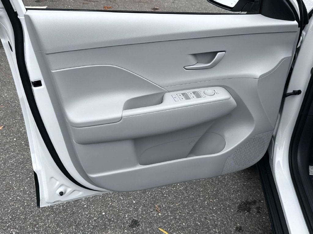 2027 Hyundai KONA SEL Sport