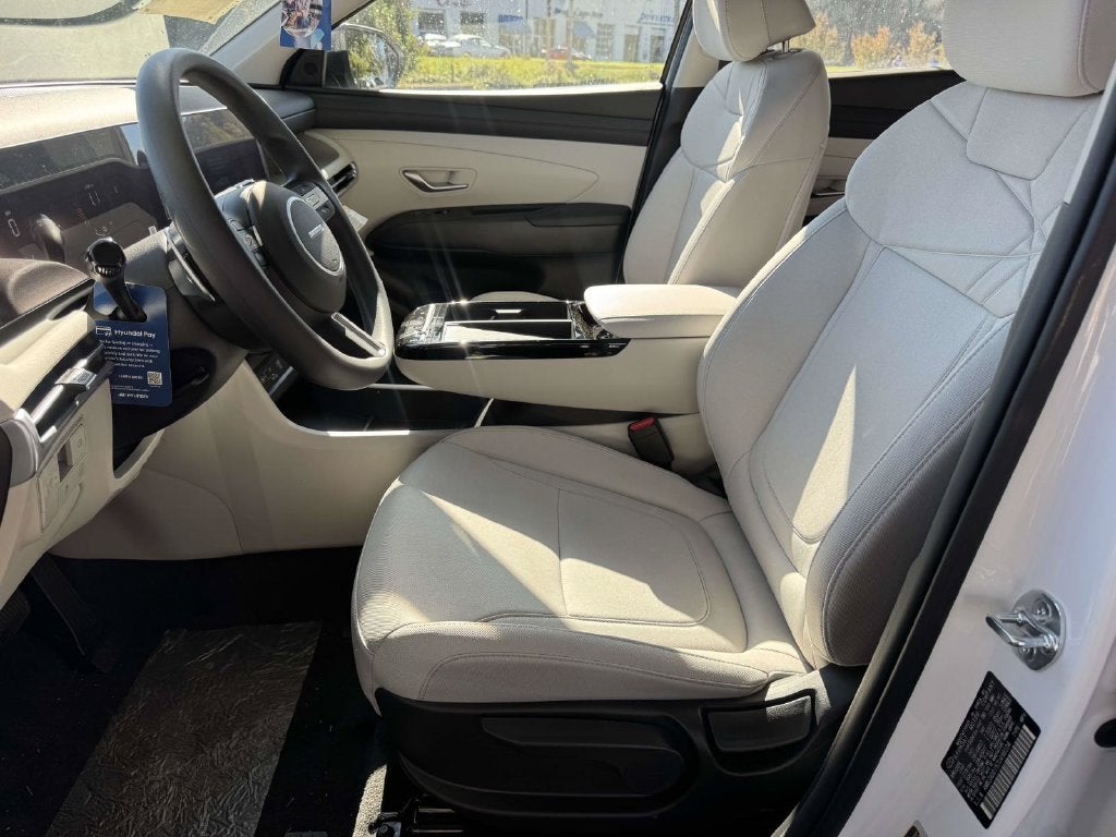 2026 Hyundai TUCSON HYBRID Blue SE