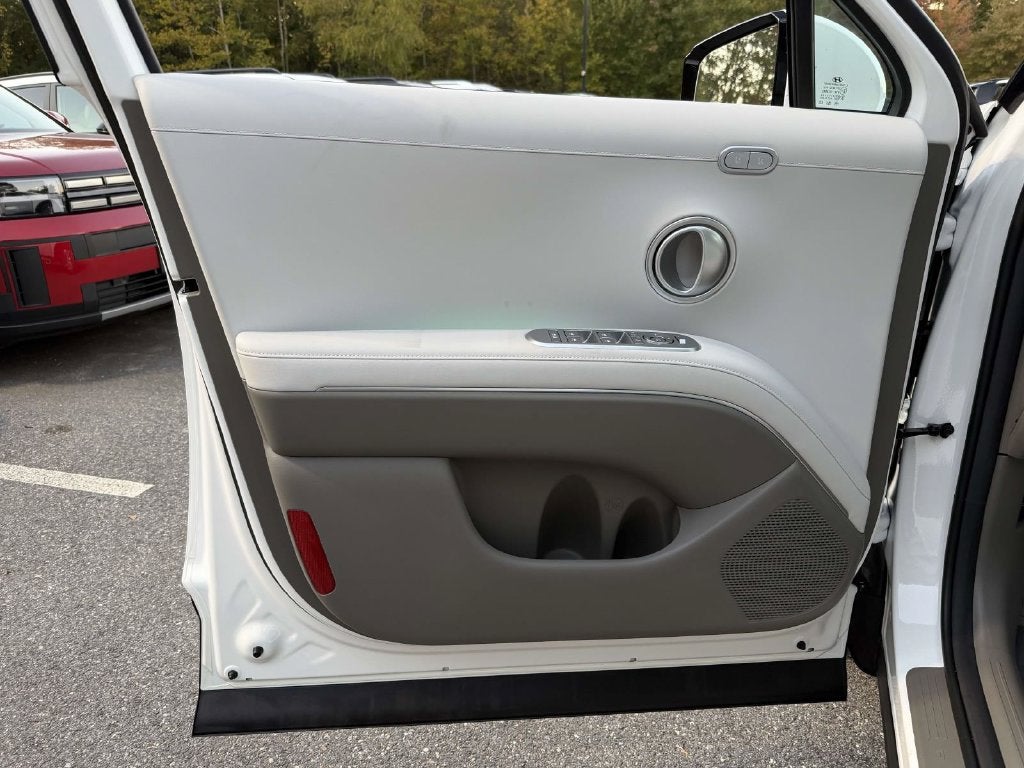 2027 Hyundai PALISADE HYBRID SEL Premium 8 Passenger