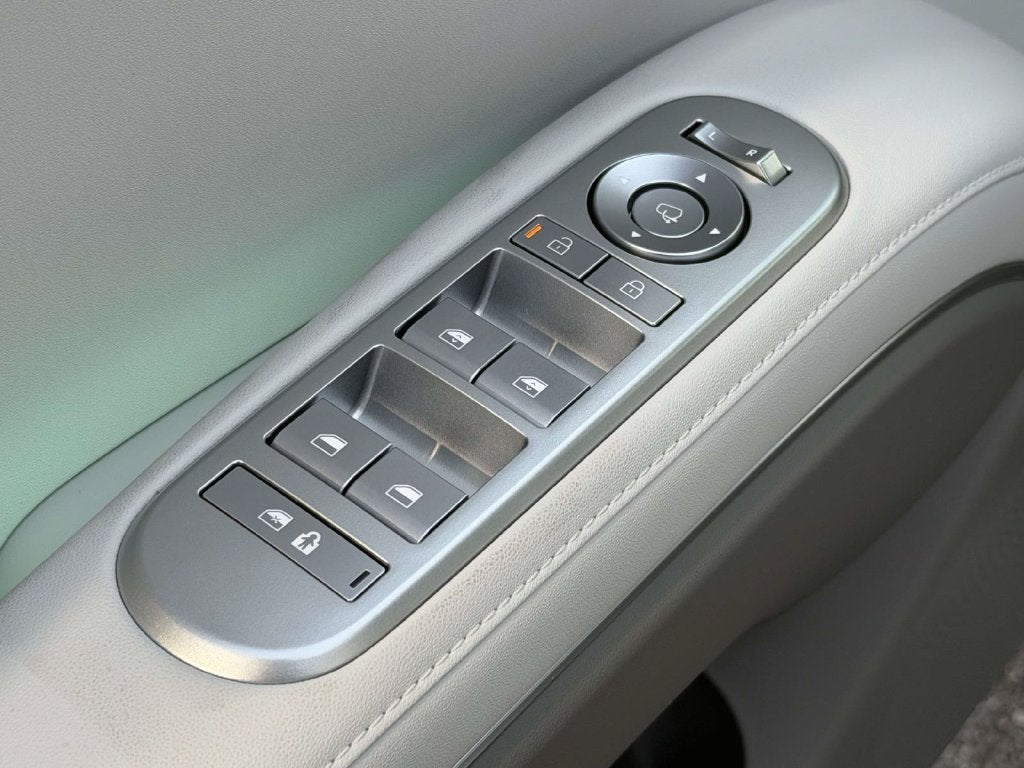 2027 Hyundai PALISADE HYBRID SEL Premium 8 Passenger