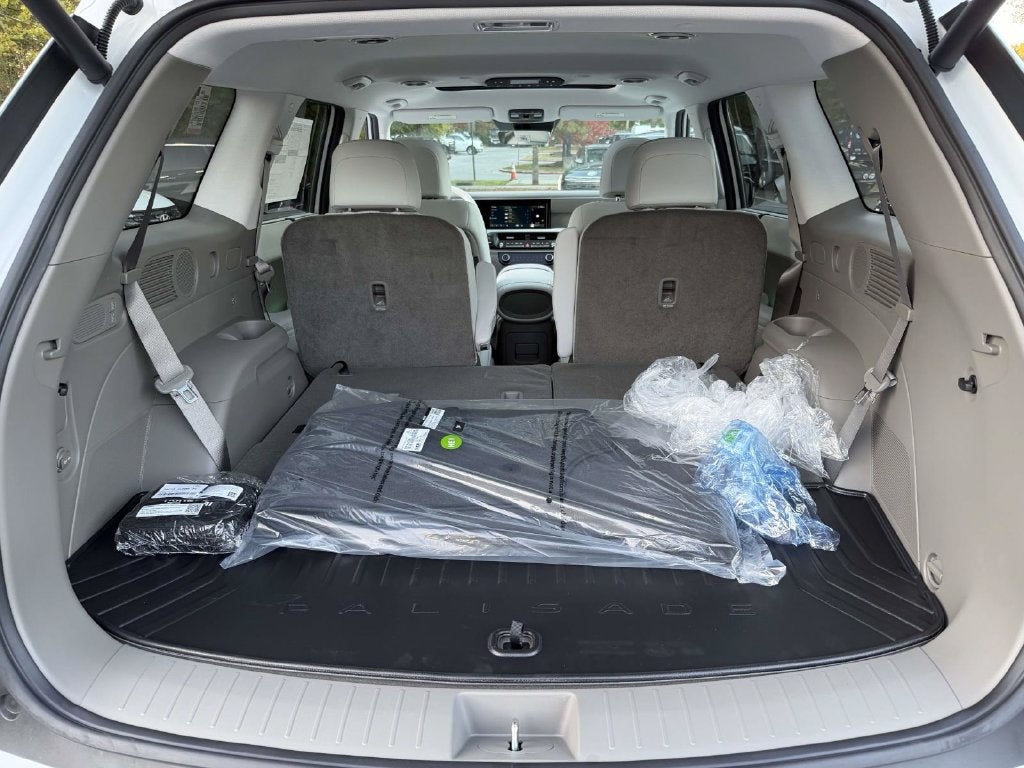 2027 Hyundai PALISADE HYBRID SEL Premium 7 Passenger